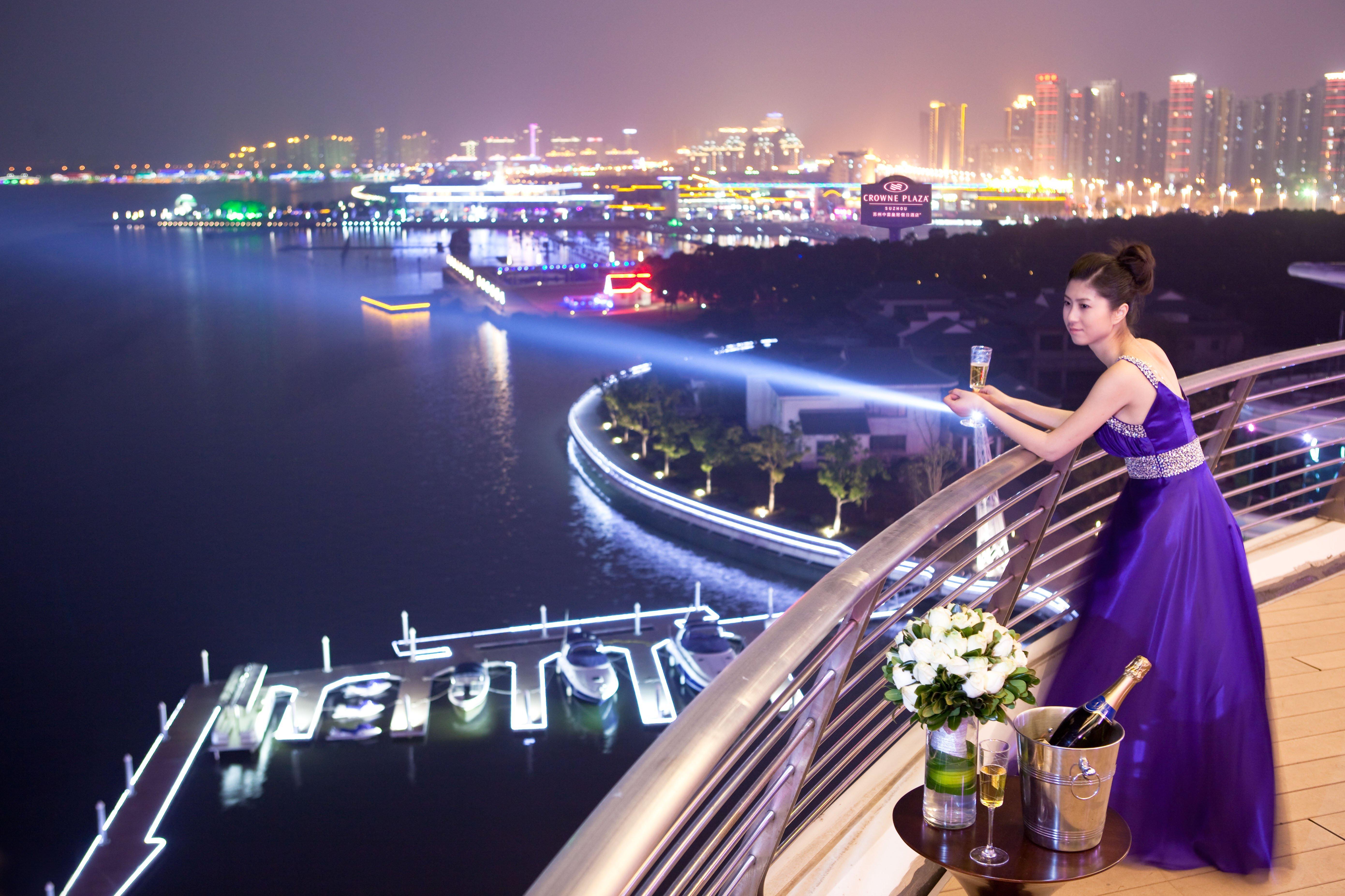 Crowne Plaza Suzhou By Ihg Hotel Exterior photo